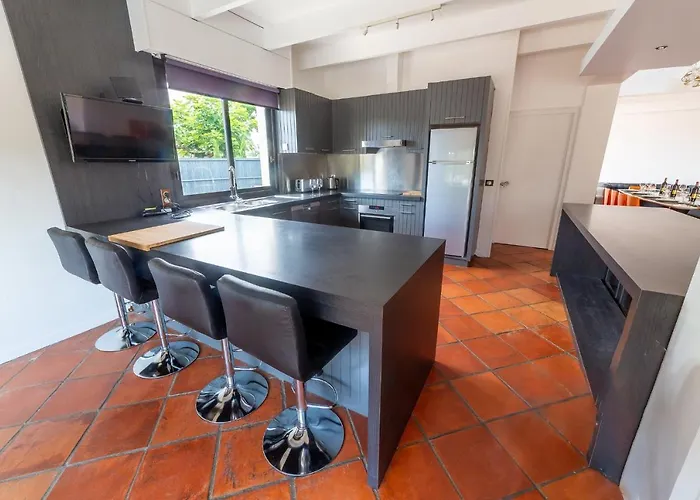 Wine & Roses Libourne